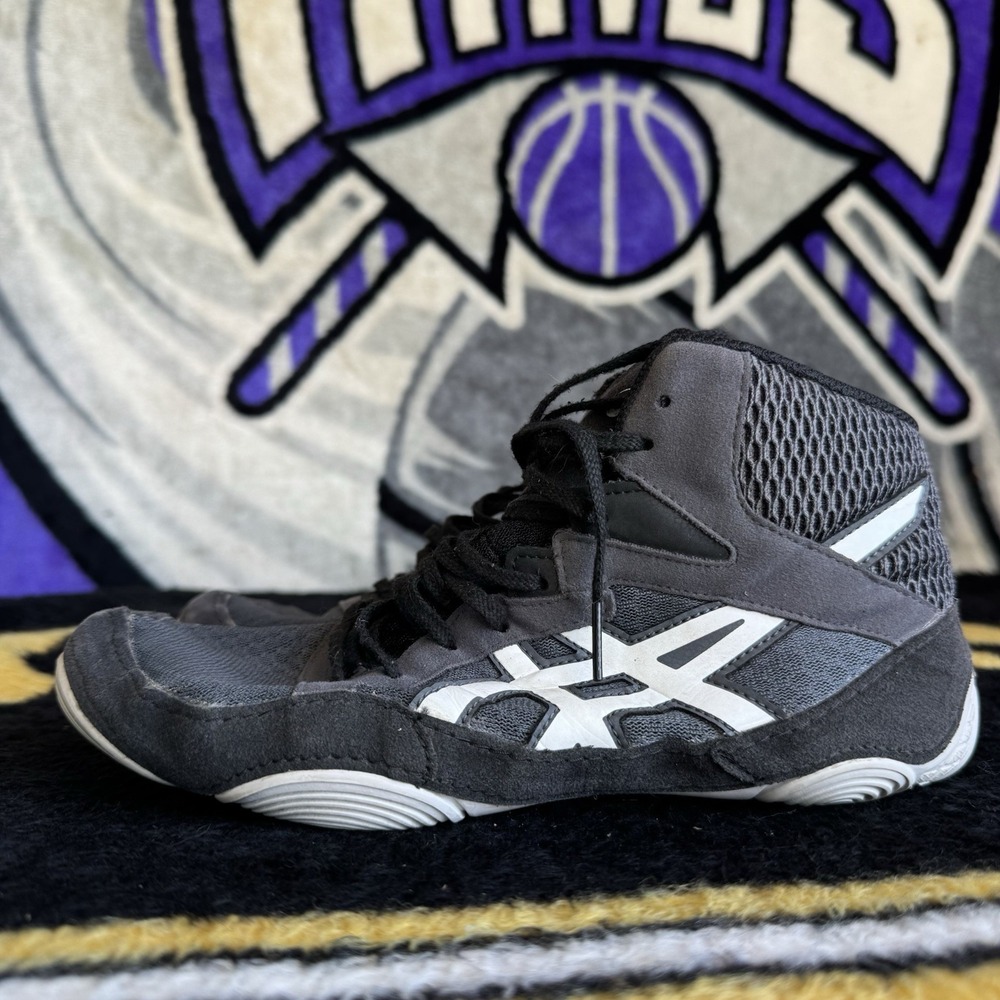 Size 8 - Asics Snapdown 3 Black Silver Wrestling Athletic Shoes 1081A031 Men's